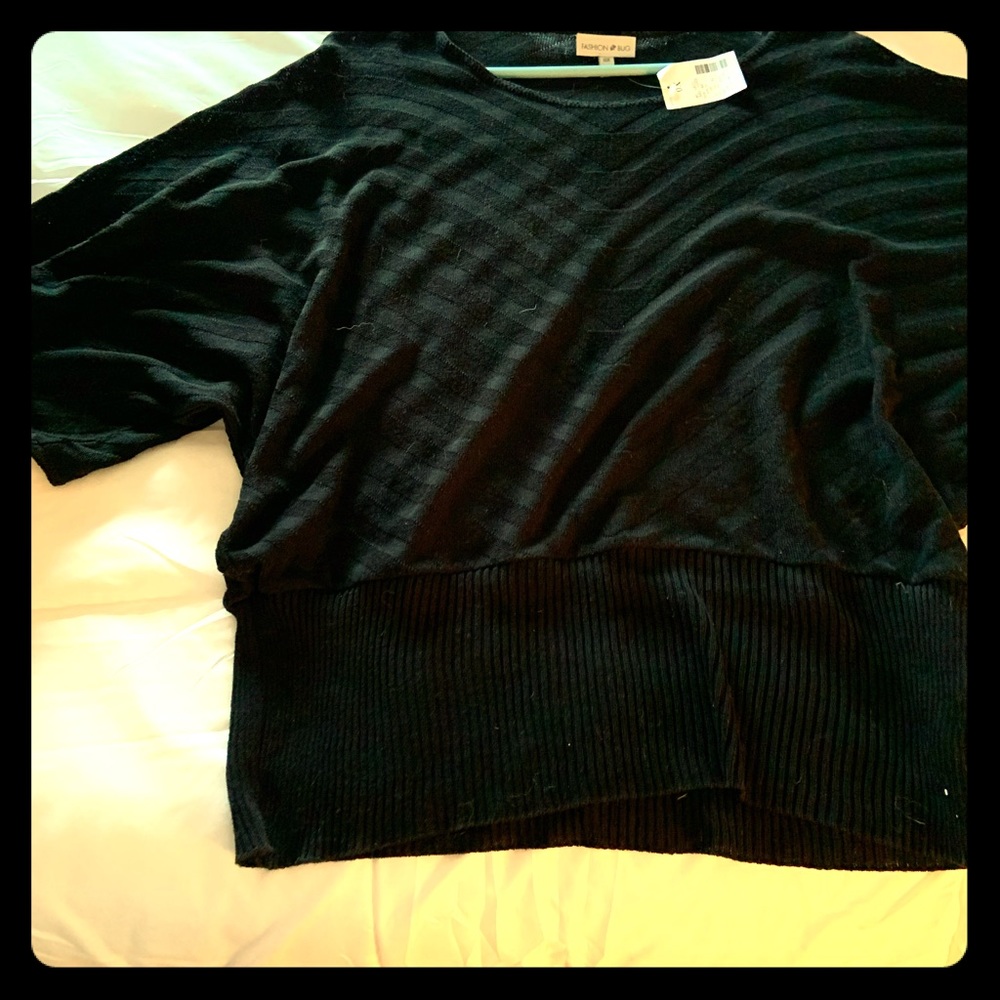 Black woman’s top with short sleeves - new